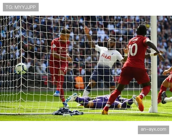 拜仁慕尼黑防守体系漏洞频出，连续失球对联赛竞争形势产生影响